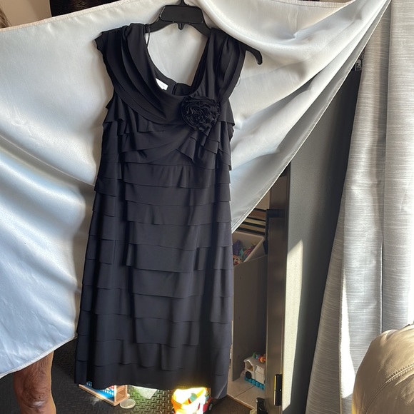 London Times Little Black dress. Beautiful Detail. Tiered fabric. Worn Once. - Picture 2 of 7